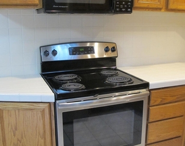 9 Prospect Drive - Photo Thumbnail 5