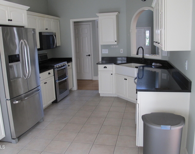 26 Cheshire Way - Photo Thumbnail 4