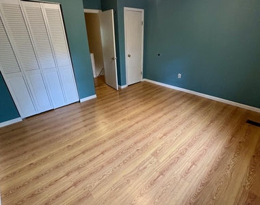 24 Maxwell Drive - Photo Thumbnail 16