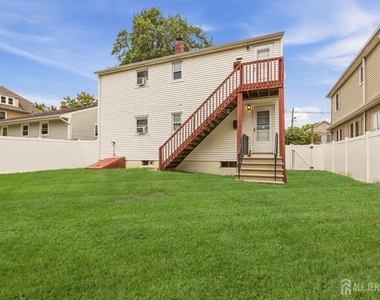 65 Campbell Avenue - Photo Thumbnail 22