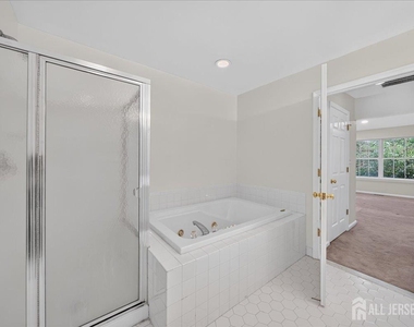 58 Windsong Circle - Photo Thumbnail 16