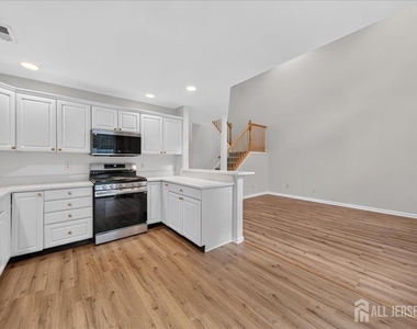 58 Windsong Circle - Photo Thumbnail 12