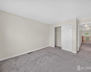 58 Windsong Circle - Photo Thumbnail 23