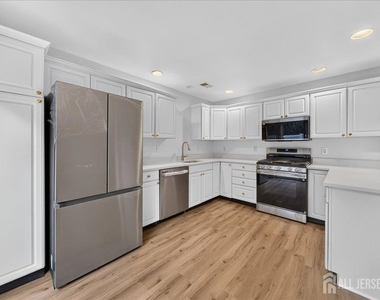 58 Windsong Circle - Photo Thumbnail 9