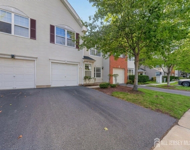58 Windsong Circle - Photo Thumbnail 1