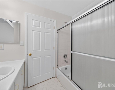 58 Windsong Circle - Photo Thumbnail 14