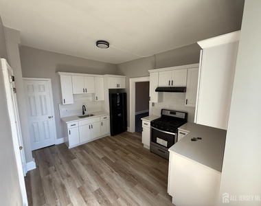 88 Harvey Street - Photo Thumbnail 2