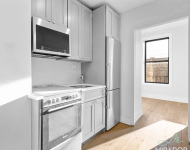221 E 10th Street - Photo Thumbnail 1
