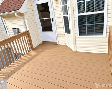 133 Murray Drive - Photo Thumbnail 25