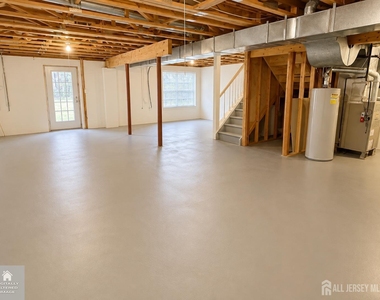 133 Murray Drive - Photo Thumbnail 26