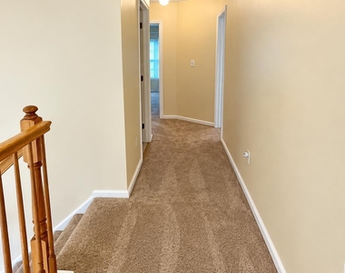 133 Murray Drive - Photo Thumbnail 18