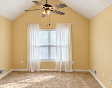 133 Murray Drive - Photo Thumbnail 22