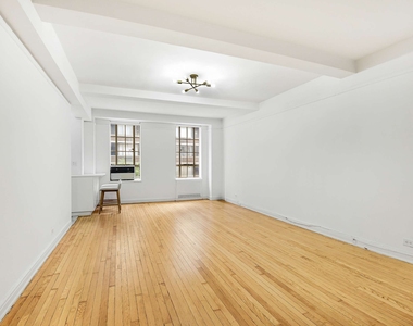333 W 56th Street - Photo Thumbnail 1
