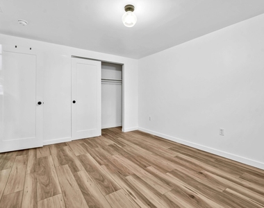 59-12 Madison Street - Photo Thumbnail 4
