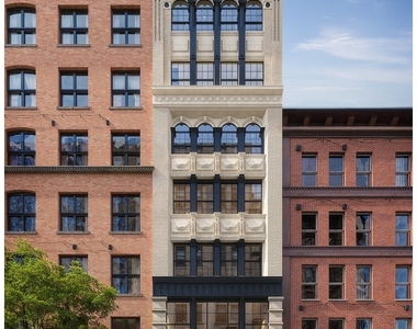 84 University Place - Photo Thumbnail 7