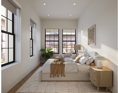 84 University Place - Photo Thumbnail 5