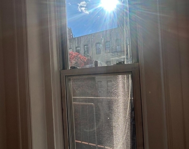 330 E 76th Street - Photo Thumbnail 7