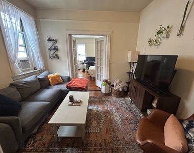 330 E 76th Street - Photo Thumbnail 9