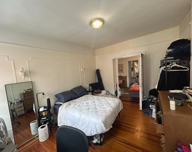 330 E 76th Street - Photo Thumbnail 18