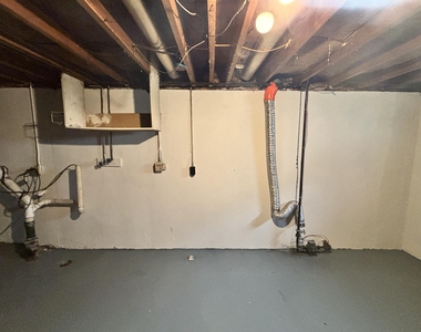 4727 Lexington Avenue - Photo Thumbnail 14