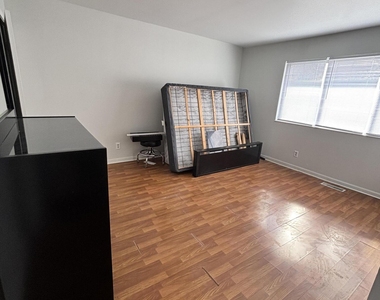 3522 Kenbrooke Court - Photo Thumbnail 6