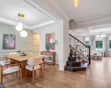10008 S Streamview Court - Photo Thumbnail 3