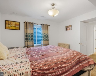 10008 S Streamview Court - Photo Thumbnail 40