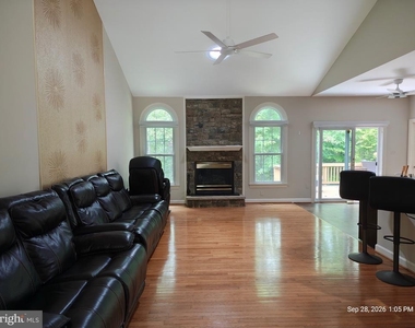 11708 Crest Maple Drive - Photo Thumbnail 2