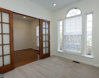 9980 Shortbread Way - Photo Thumbnail 33