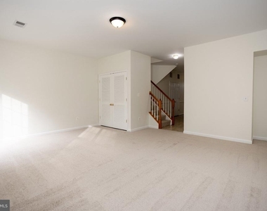 9980 Shortbread Way - Photo Thumbnail 18