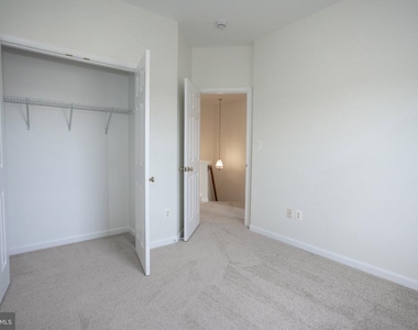 9980 Shortbread Way - Photo Thumbnail 46