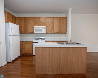 9980 Shortbread Way - Photo Thumbnail 8