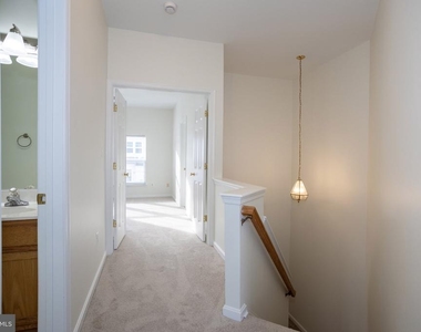 9980 Shortbread Way - Photo Thumbnail 35
