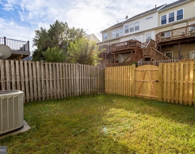 9980 Shortbread Way - Photo Thumbnail 6