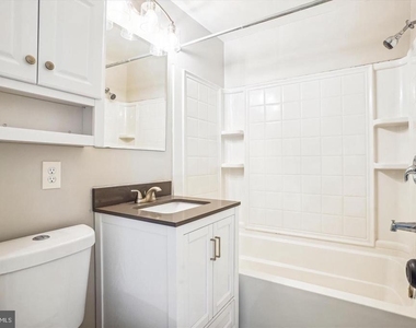 13171 Putnam Circle - Photo Thumbnail 13