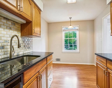 13171 Putnam Circle - Photo Thumbnail 5