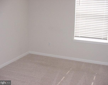 171 College Drive - Photo Thumbnail 14