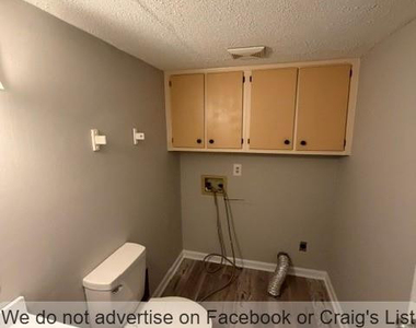 1568 Rossmore Drive - Photo Thumbnail 5