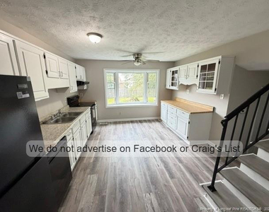 1568 Rossmore Drive - Photo Thumbnail 4