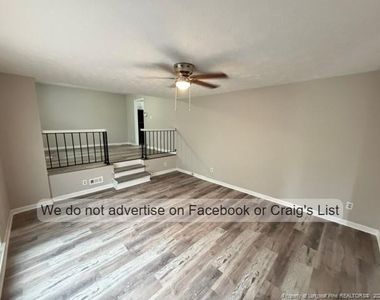1568 Rossmore Drive - Photo Thumbnail 2
