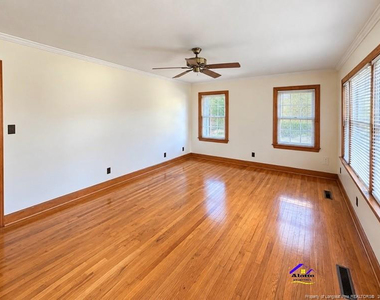 3111 Marita Drive - Photo Thumbnail 3