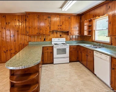 3111 Marita Drive - Photo Thumbnail 2