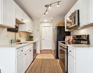 9574 Jayhawk Terrace - Photo Thumbnail 11
