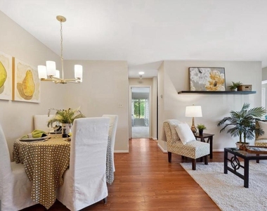 9574 Jayhawk Terrace - Photo Thumbnail 5