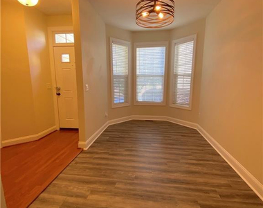 63 Hawk Ridge Drive - Photo Thumbnail 11