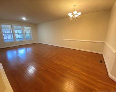 63 Hawk Ridge Drive - Photo Thumbnail 12