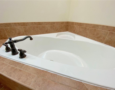 63 Hawk Ridge Drive - Photo Thumbnail 17