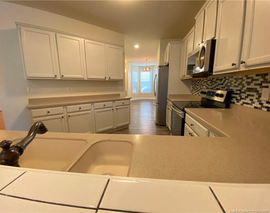 63 Hawk Ridge Drive - Photo Thumbnail 9