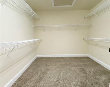 63 Hawk Ridge Drive - Photo Thumbnail 15