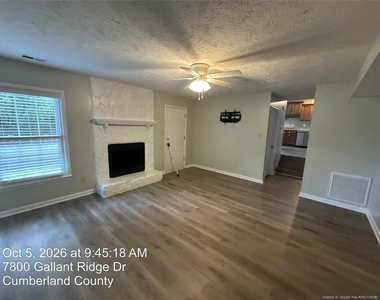 7800 Gallant Ridge Drive - Photo Thumbnail 9